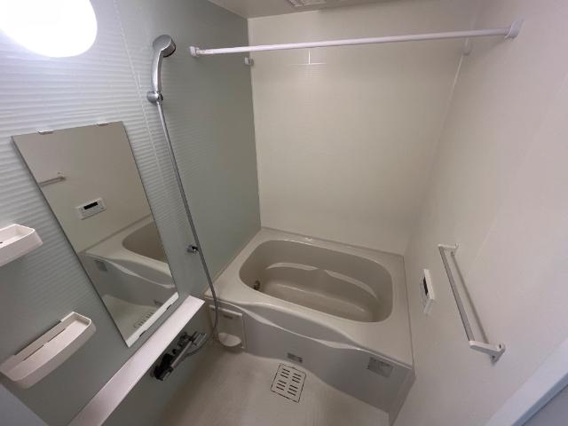 アジュール207号室 バス