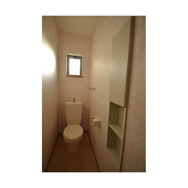 ハイム西鎌倉102号室 トイレ