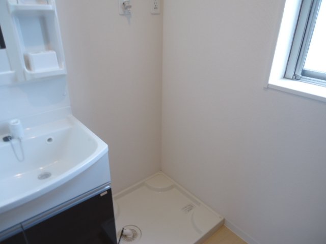 Ｍｉｌｄ　Ｓｐｒｉｎｇｓ（マイルドスプリングス） 室内洗濯機置場（イメージ）