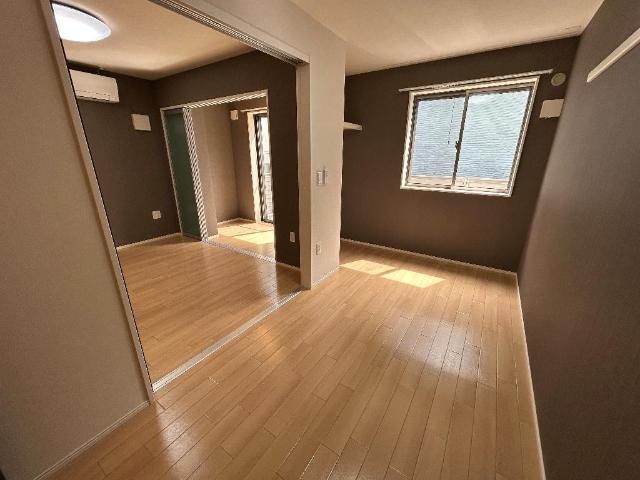 Ａｚａｌｉａ（アザリア） 洋室