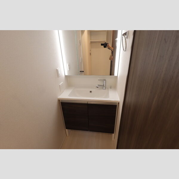 ベルク 洗髪洗面化粧台