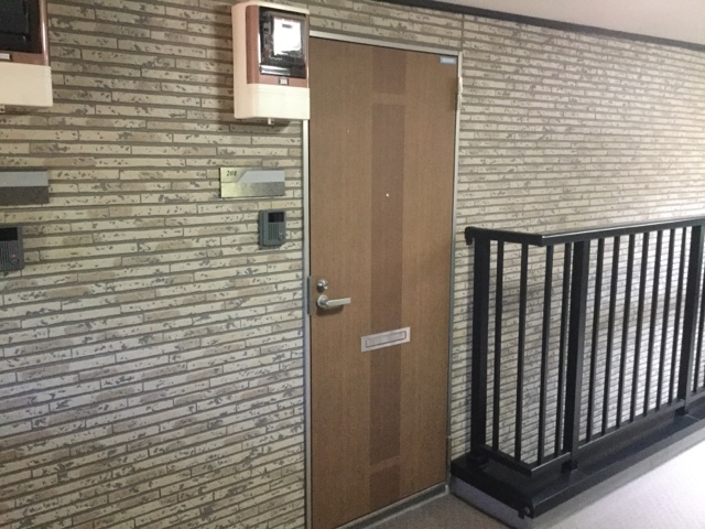 メイプル・ガーデン 玄関