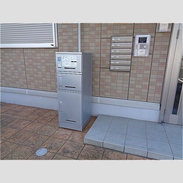 ソレアード 宅配BOX