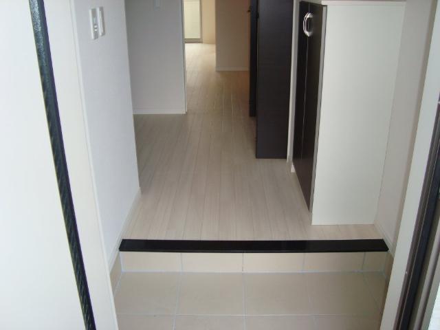 アランテ00103号室 玄関