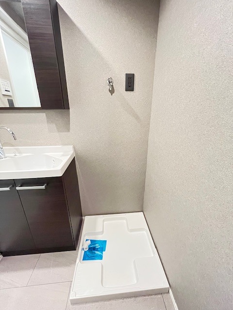 レジディア浅草吾妻橋7階 洗濯機置き場