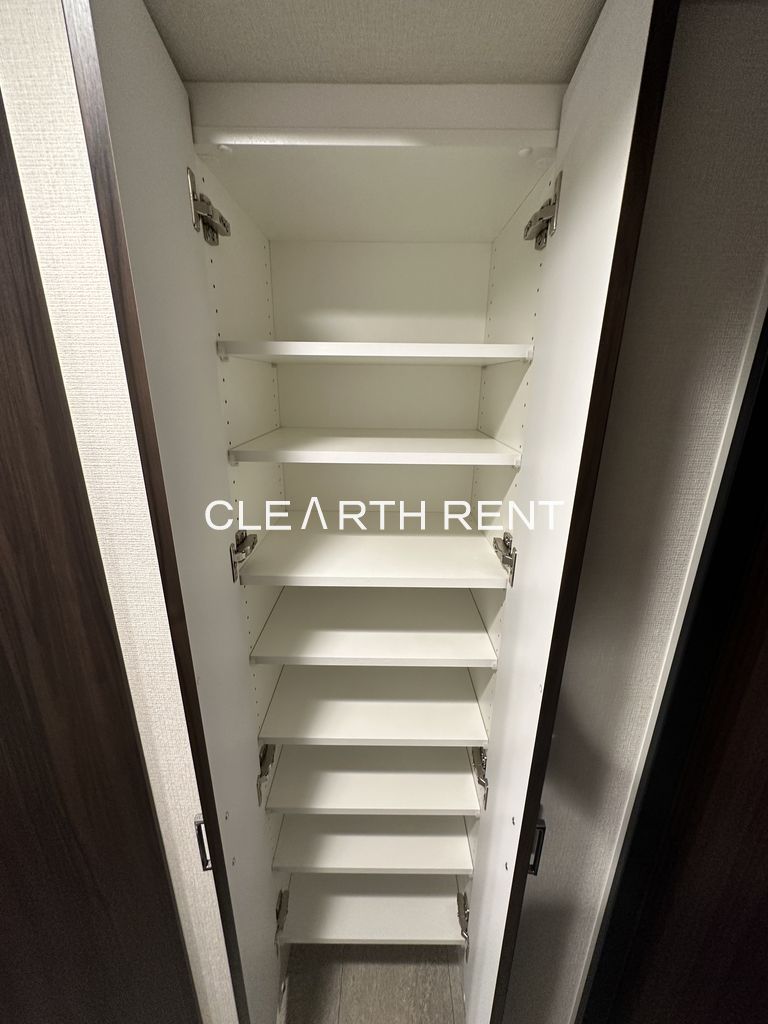 コンシェリア横濱南 ＬＥ ＶＥＮＴ ＶＥＲＴ7階 ★シューズボックでスッキリ玄関★