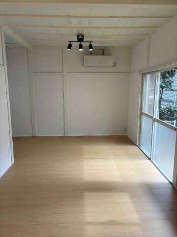 六高台西ハウス リビング