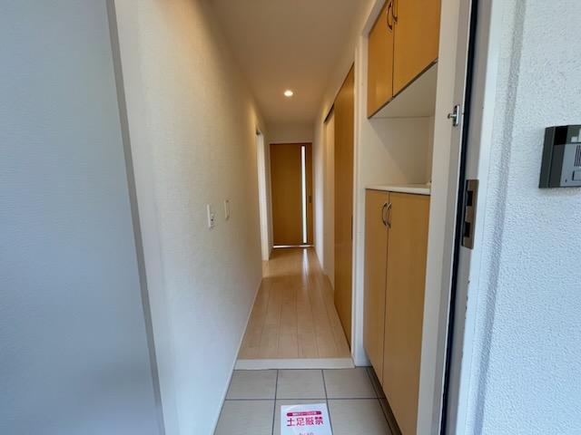 エスポワールせんげん台201号室 玄関