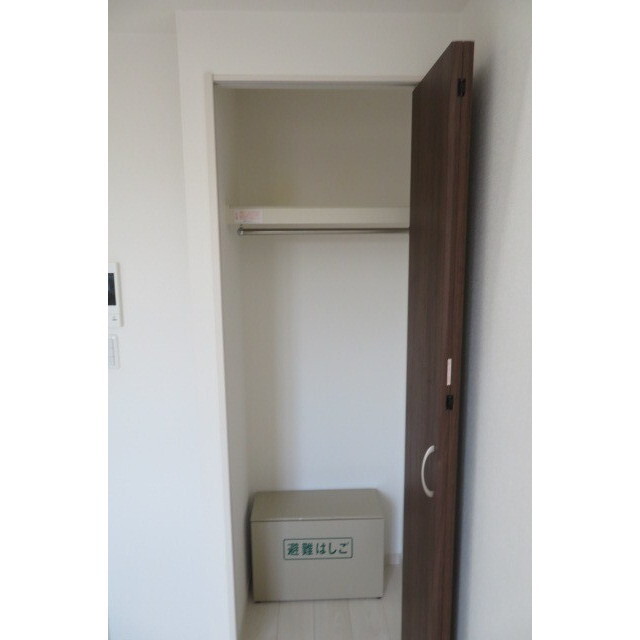 グランクオール中野弥生町 内観