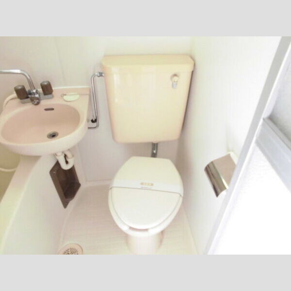 エステート葛城 トイレ