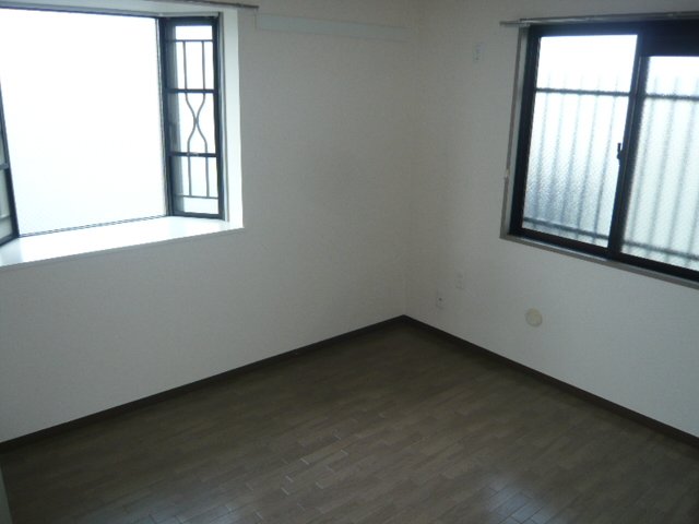 ヴェルドミール幸 リビング