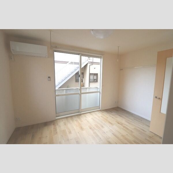 ハウスオブオレンジ 洋室6.4帖