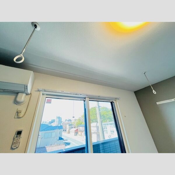 ブリーズコースト夕陽ヶ丘301号室 室内物干し