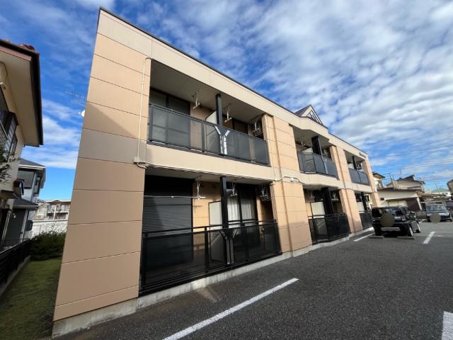 ルミナスハイム 外観写真（昼）