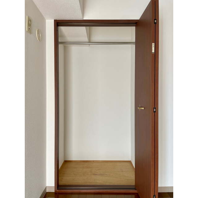 スクリップス101号室 ☆洋室7帖クローゼット