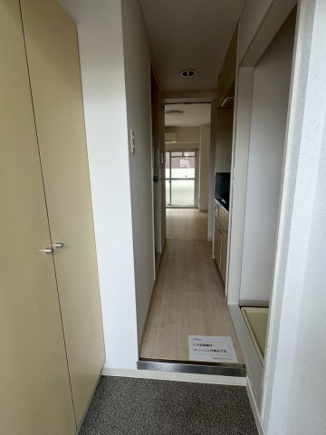 ソレイユ相模原 玄関