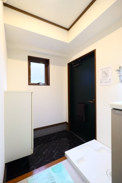 ラコスタ新丸子Ⅱ 玄関