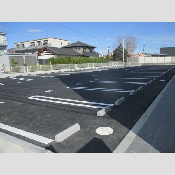 コンフォール古市場 ANNEX 駐車場