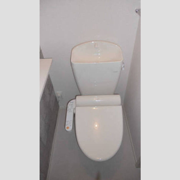 カーサフィオーレ　B 温水洗浄便座