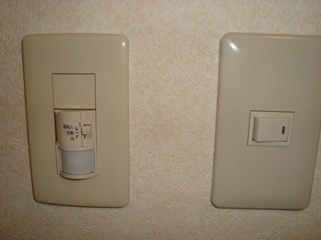 Ｍａｐｌｅ  ｇａｒｄｅｎ405号室 人感センサー