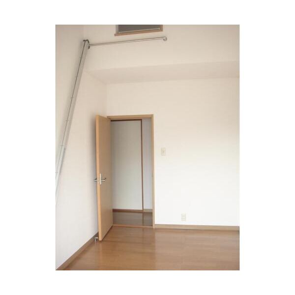 ツインハイツ能見台2 リビング