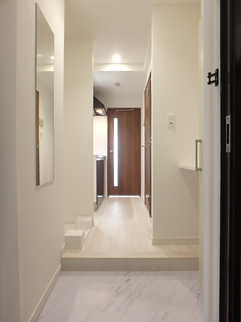 ライオンズマンション西が丘南 玄関