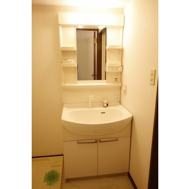 プレジール R 内観