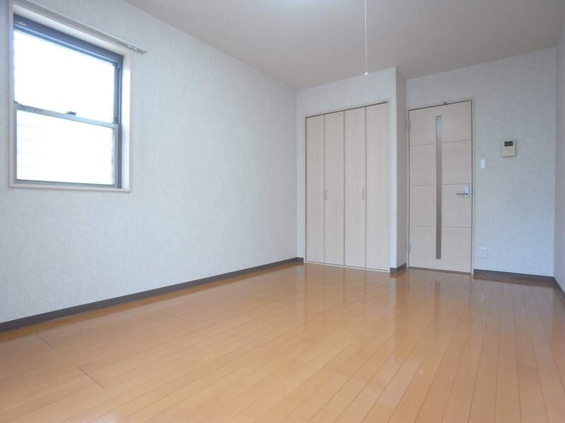 リリックコート長島Ⅱ1階 null