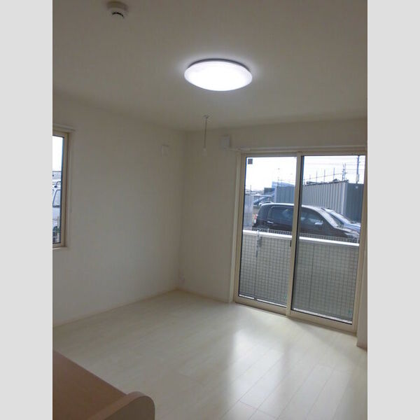 メゾン・ド・プリュネ102号室 トイレ