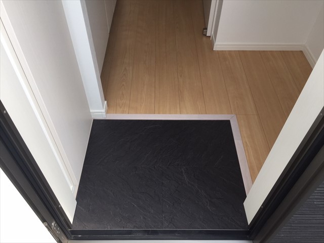 ＳＱＵＡＲＥ　Ⅰ1階 玄関