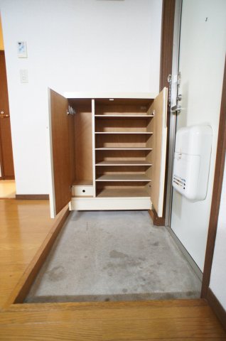 キャロットハイツ 玄関