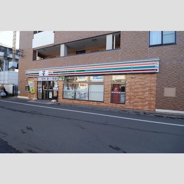 フルーヴ103号室 セブンイレブン京王稲田堤駅前店