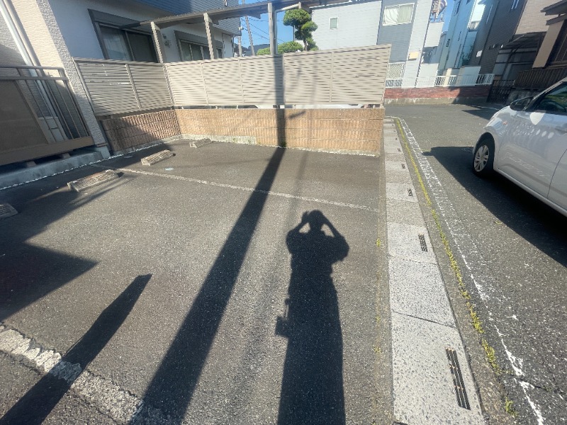サンヴィアーレ・T1階 駐車場