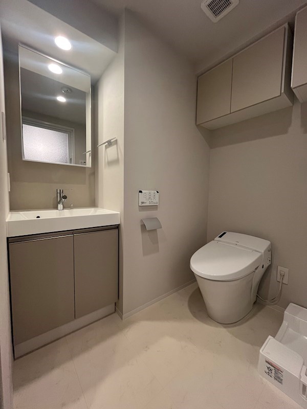 クロスレジデンス神田神保町11階 同建物別部屋の参考画像