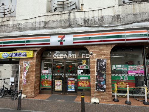 コンシェリア池袋 ＭＡＳＴＥＲ’Ｓ ＶＩＬＬＡ 【コンビニエンスストア】セブンイレブン池袋東口店まで98ｍ