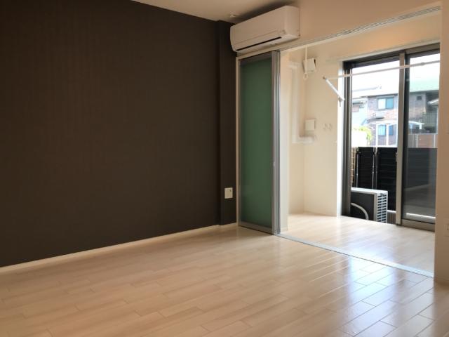 シェモア リビング