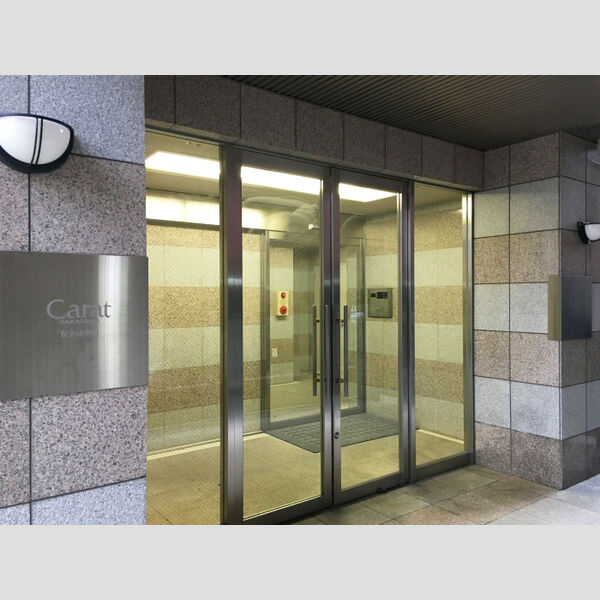 カラット中川 エントランス(自動ドア)