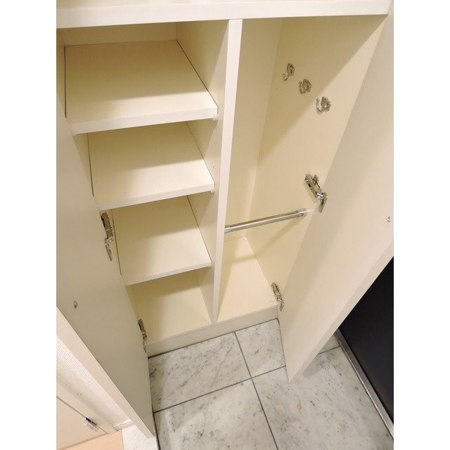 プレール・ドゥーク東京EAST 玄関