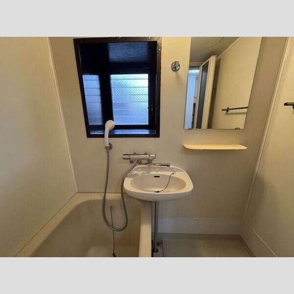 レジデンス齊藤104号室 洗面