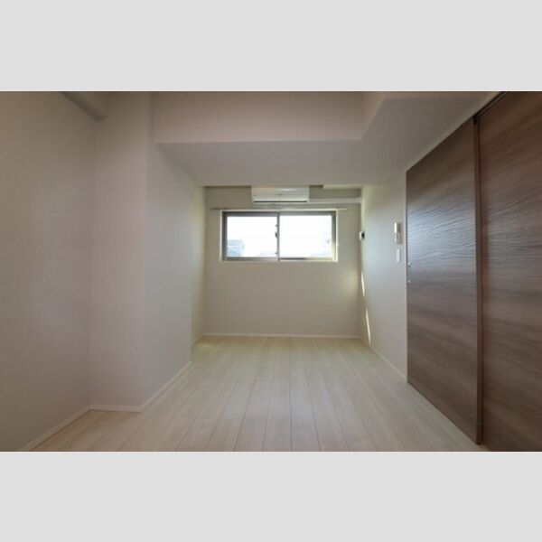 サンジョイアゼロ310号室 洋室