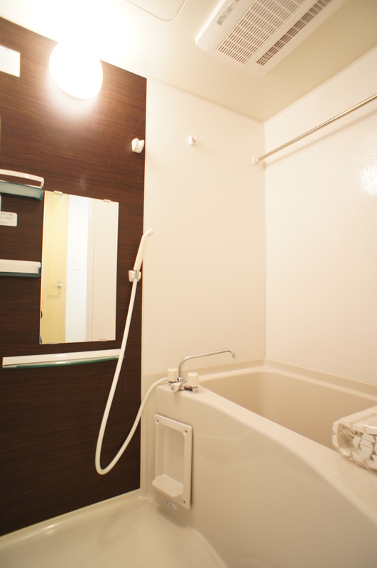 リブリ・サンライズ和1階 お風呂