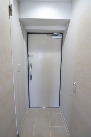 ジェノヴィア西川口Ⅱ0502号室 玄関