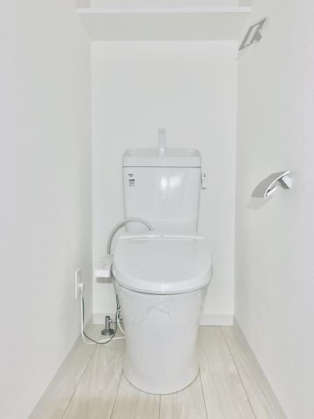 Ｄ’ｓ　ＶＡＲＩＥ三ノ輪レジデンス トイレ