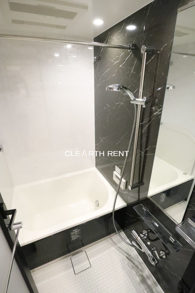 コンシェリア新宿落合8階 ☆追焚・オートバス/一日の至福の空間/浴室乾燥機付き