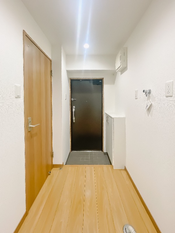 ラクラス菊名 玄関