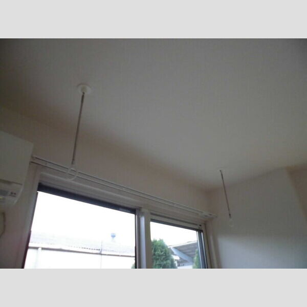 グリーンヴィラ ガーデン101号室 室内物干し