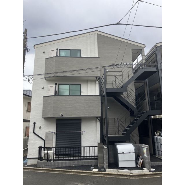 アザーレ・キュリオス東海大学前B 外観