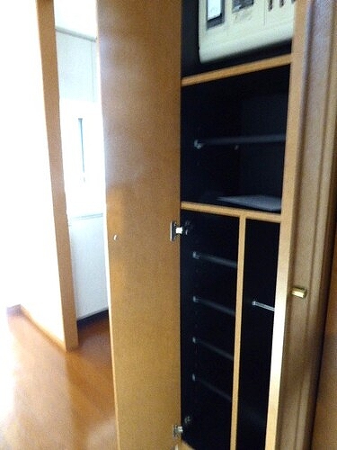 フェニックス麻布狸穴公園 下足入　※前回募集時2023年1月の写真