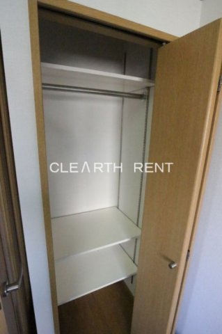 菱和パレス護国寺駅前 ハンガーパイプ付クローゼット