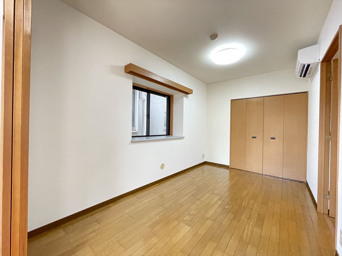 N・S FIVE東久留米201号室 寝室